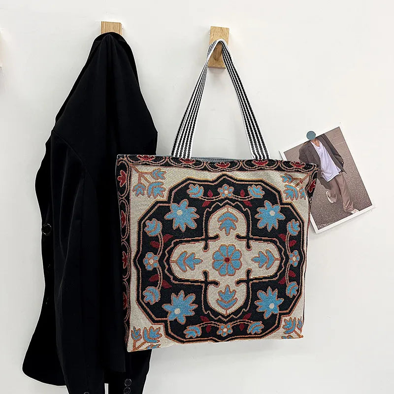 Women's Medium Canvas Geometric Vacation Ethnic Style Zipper Canvas Bag