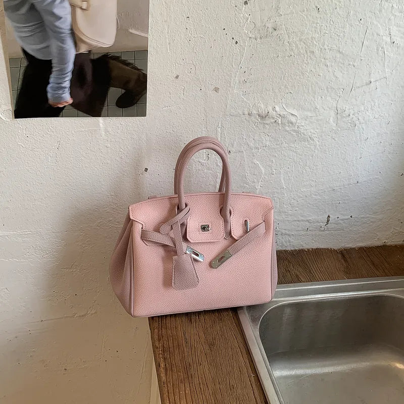 PU Leather Handbag for Adults, Stylish and Durable, Suitable for All Seasons